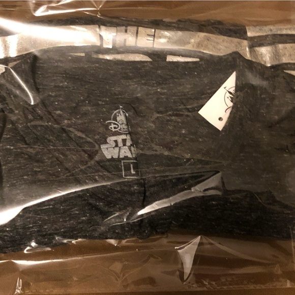 Star Wars: The Empire Strikes Back T-Shirt for Adults – 40th Anniversary - Picture 3 of 4